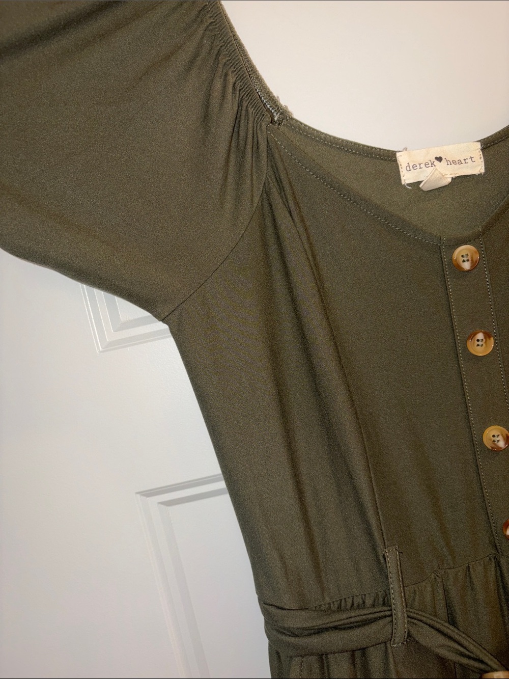 Derek Heart Olive Puff-Sleeve Wide-Leg Jumpsuit with Ring-Belt - Picture 8 of 12